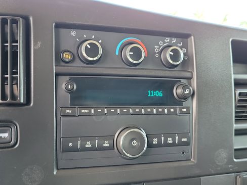 Used 2021 Chevrolet Express 2500 w/ Driver Convenience Package RWD image 24