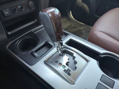 Used 2023 Toyota 4Runner Limited RWD image 24