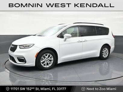 Used 2022 Chrysler Pacifica Touring-L