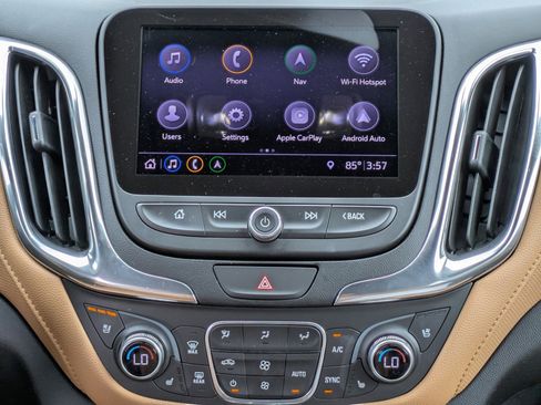 Used 2019 Chevrolet Equinox Premier FWD image 16