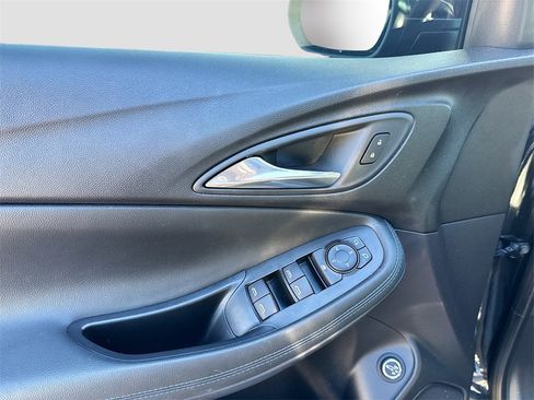 Used 2026 Buick Encore GX Sport Touring image 9