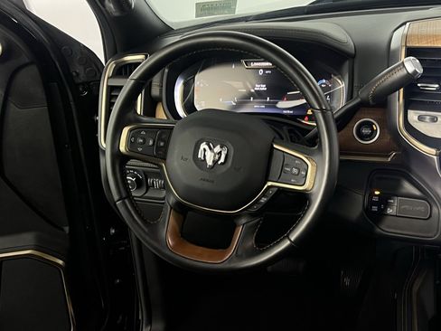 Used 2024 RAM 2500 Limited image 15