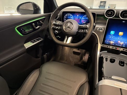 Used 2026 Mercedes-Benz GLC 300 4MATIC image 27