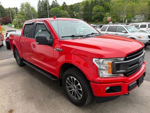 Used 2018 Ford F150 XLT w/ Equipment Group 302A Luxury AWD/4WD image 3