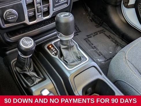 Used 2025 Jeep Wrangler Unlimited Sport AWD/4WD image 18