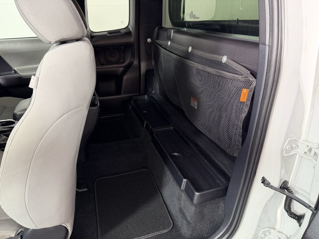 Used 2020 Toyota Tacoma SR RWD image 29