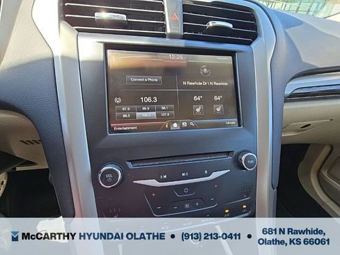 Used 2014 Ford Fusion SE w/ Equipment Group 502A FWD image 8