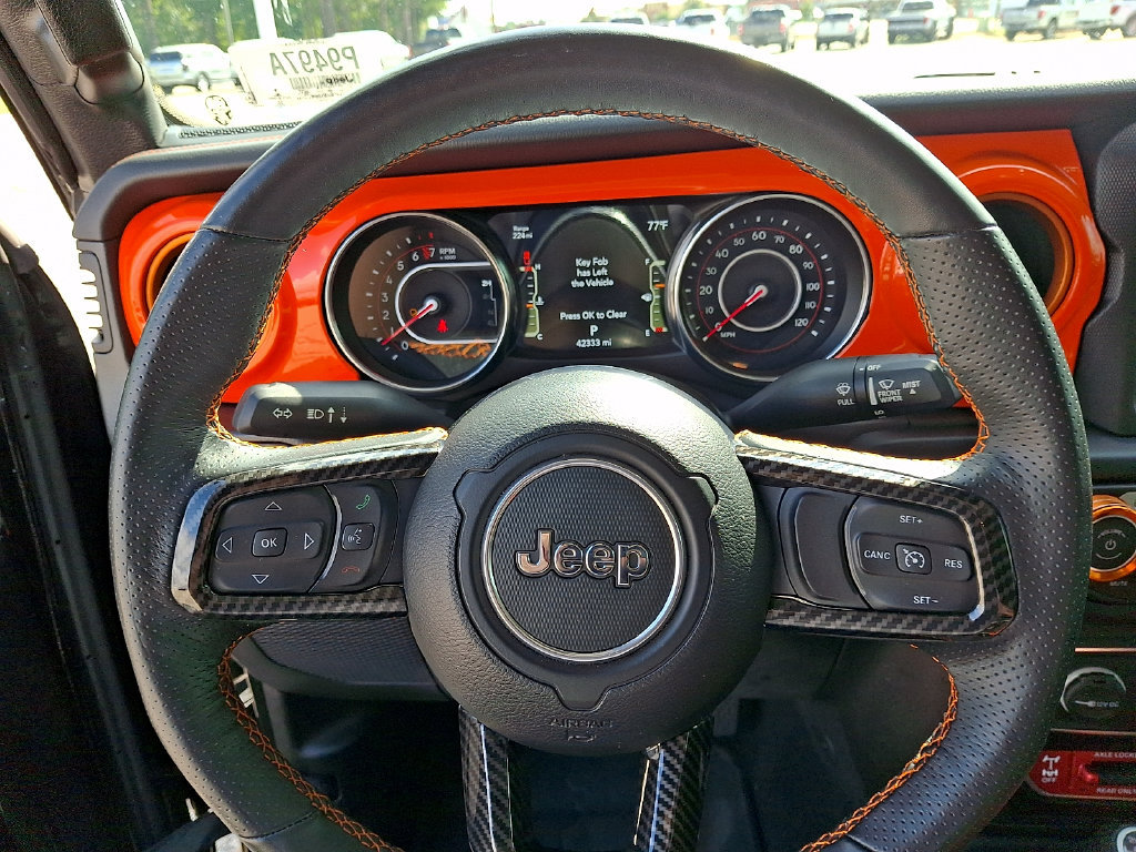 Used 2022 Jeep Gladiator Mojave w/ Cold Weather Group AWD/4WD image 18