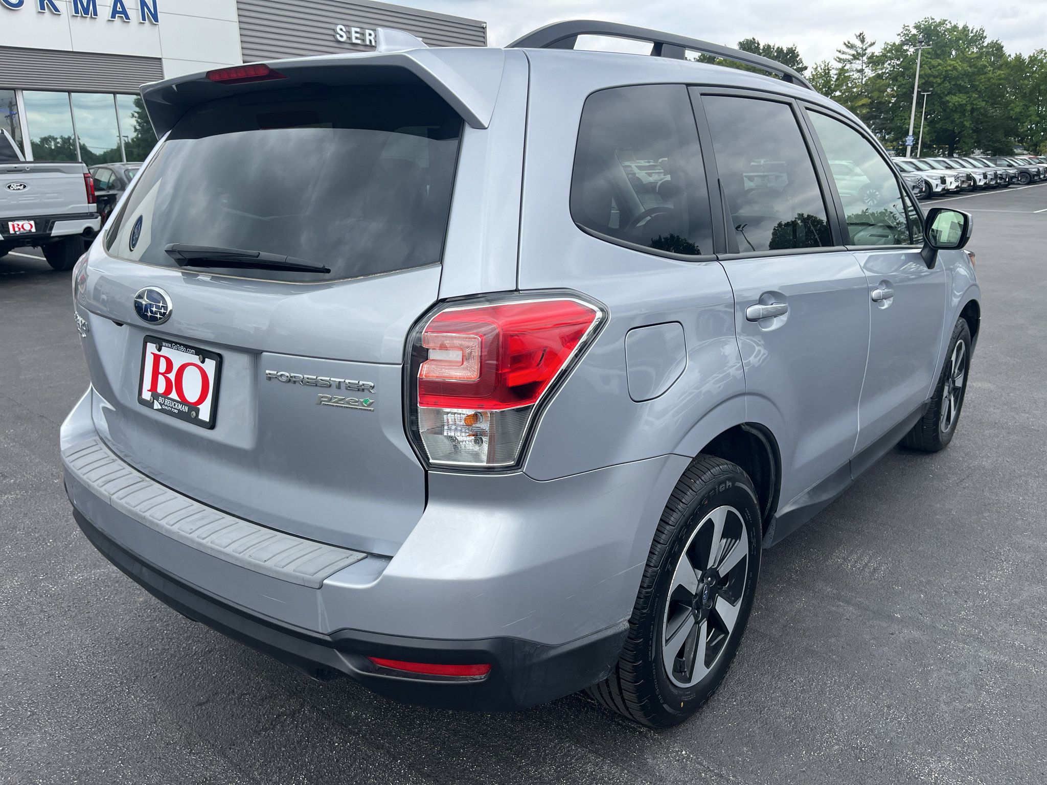Used 2017 Subaru Forester 2.5i Premium AWD/4WD image 9