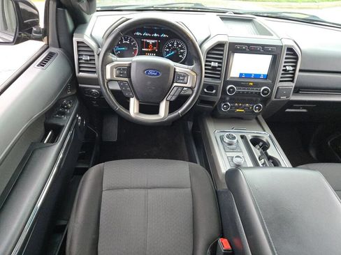 Used 2021 Ford Expedition XLT w/ Black Accent Package AWD/4WD image 18