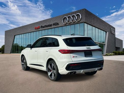 Certified 2025 Audi SQ5 Premium Plus AWD/4WD image 4