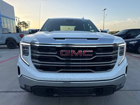 Used 2025 GMC Sierra 1500 SLT RWD image 7