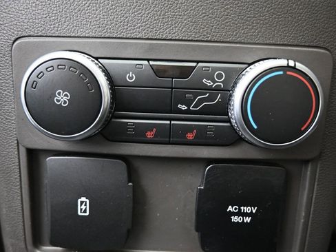 Used 2020 Ford Explorer Platinum w/ Premium Technology Package AWD/4WD image 28