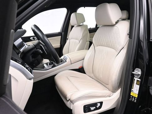 Used 2022 BMW X5 M50i w/ Executive Package AWD/4WD image 12