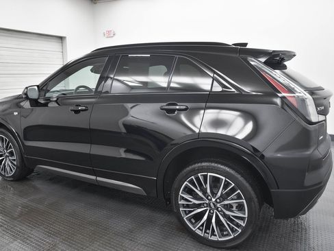 Used 2024 Cadillac XT4 Sport image 5