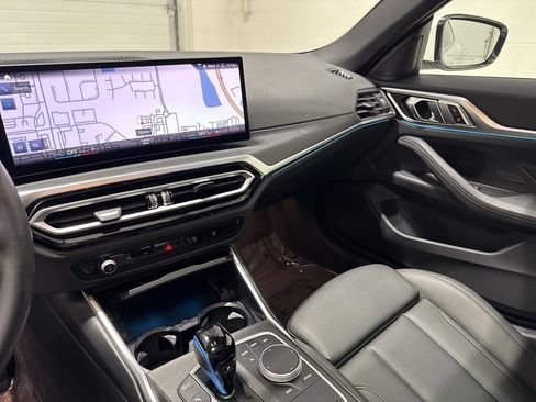 Used 2023 BMW i4 eDrive40 w/ Premium Package image 19