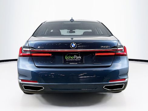Used 2020 BMW 740i xDrive w/ Cold Weather Package image 7