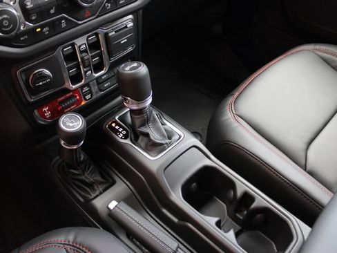 New 2026 Jeep Wrangler Unlimited Rubicon 392 w/ Quick Order Package 27X Moab AWD/4WD image 27