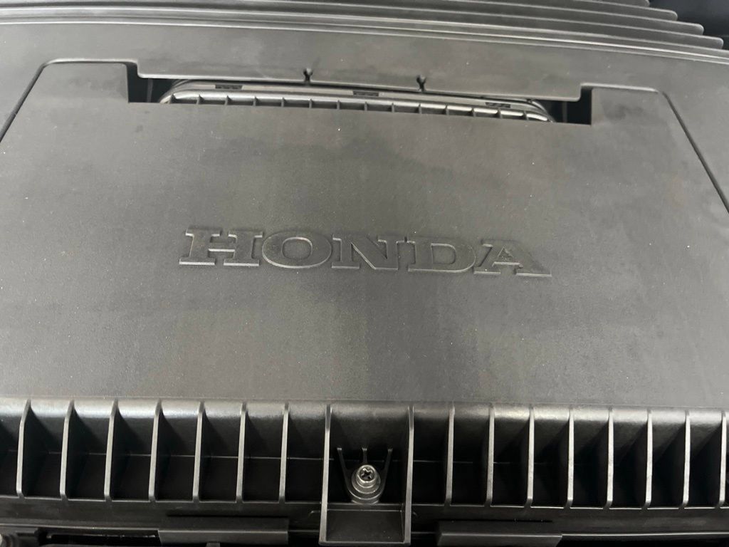 New 2026 Honda Pilot Touring image 10