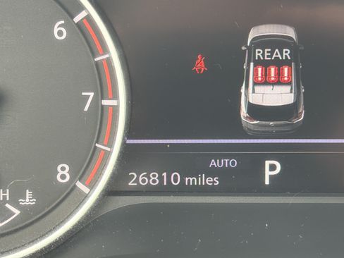 Used 2023 Nissan Rogue SV AWD/4WD image 18