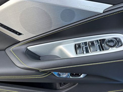 Used 2021 Chevrolet Corvette Stingray Premium Conv w/ Z51 Performance Package image 25