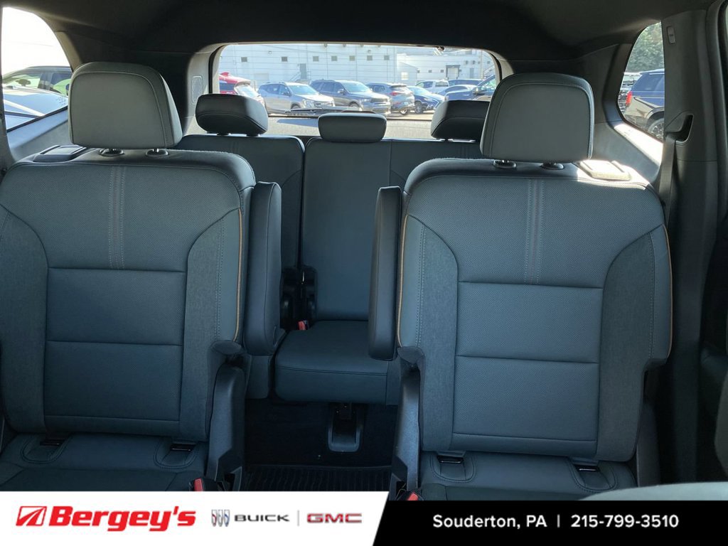 Certified 2024 GMC Acadia AT4 w/ Luxury Package AWD/4WD image 25