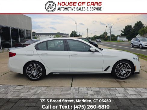 Used 2019 BMW 530i xDrive w/ M Sport Package AWD/4WD image 3