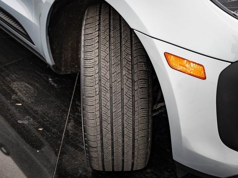 Used 2023 Porsche Macan image 41