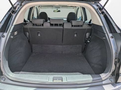 Used 2019 Honda HR-V LX image 13