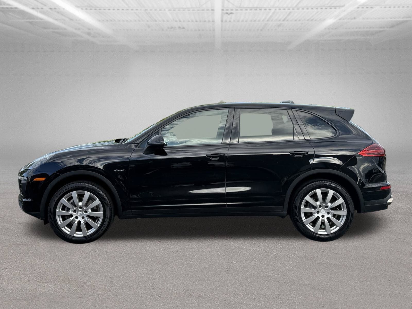 Used 2015 Porsche Cayenne Diesel AWD/4WD image 4