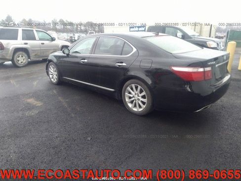 Used 2008 Lexus LS 460 L w/ Preferred Accessory Pkg RWD image 2