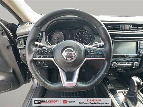 Used 2019 Nissan Rogue SL image 16