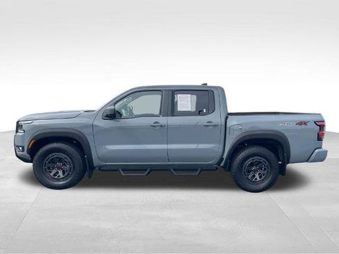 Certified 2025 Nissan Frontier PRO-4X AWD/4WD image 2