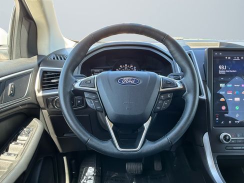Used 2024 Ford Edge SEL AWD/4WD image 11
