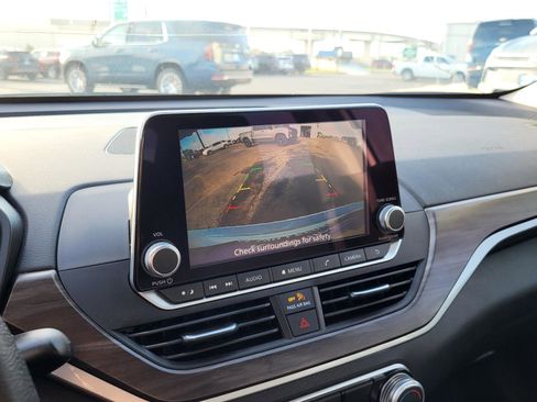 Used 2023 Nissan Altima 2.5 SV image 26