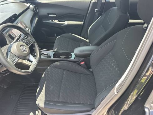 Used 2023 Nissan Kicks SV FWD image 16