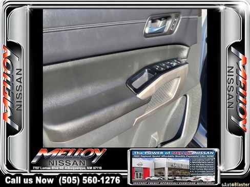 Used 2023 Nissan Pathfinder Platinum w/ Cargo Package image 6