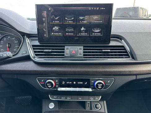 Used 2023 Audi Q5 2.0T Premium w/ Convenience Package image 26