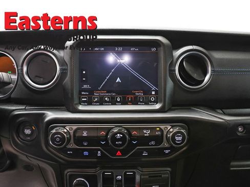 Used 2022 Jeep Wrangler Unlimited Rubicon 4xe AWD/4WD image 12