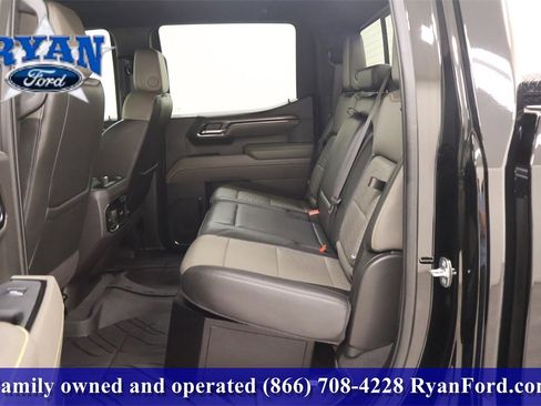 Used 2024 Chevrolet Silverado 1500 ZR2 image 12
