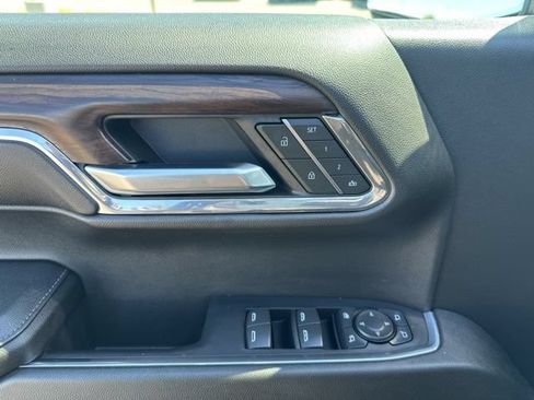 Used 2024 GMC Sierra 1500 SLT w/ SLT Convenience Package AWD/4WD image 21