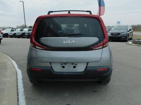 Used 2022 Kia Soul LX FWD image 26