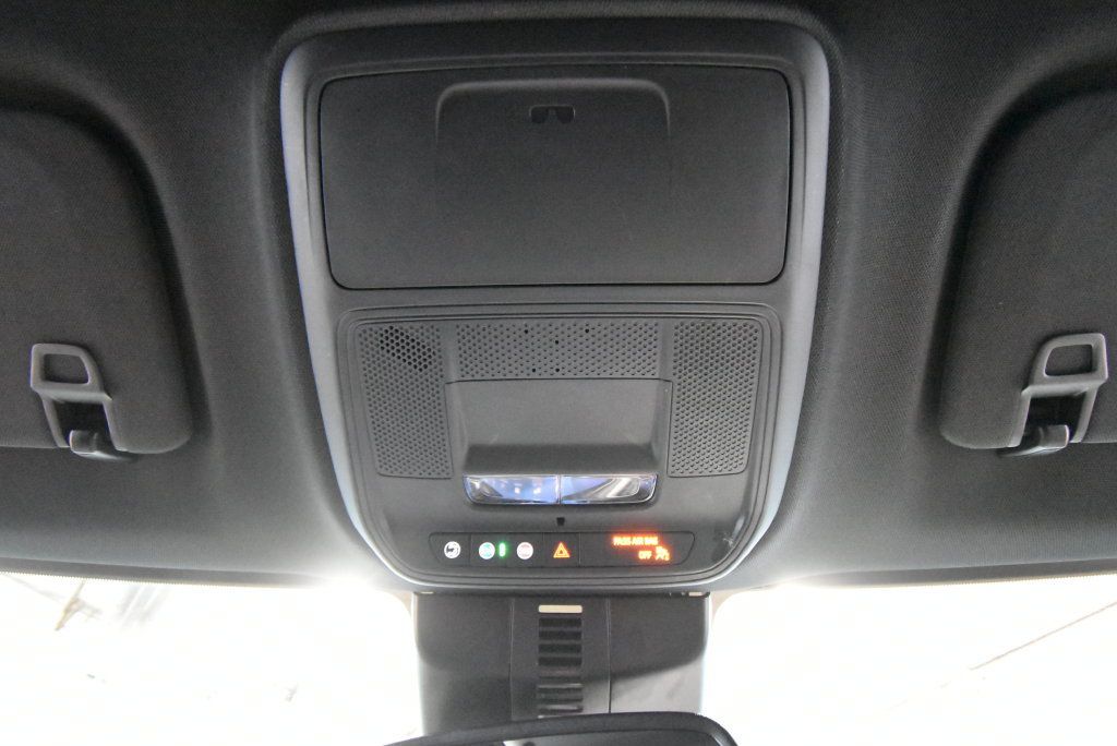 Used 2026 Buick Enclave Sport Touring AWD/4WD image 21