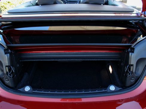 Used 2018 BMW M4 Convertible image 48