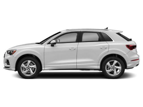Used 2020 Audi Q3 2.0T Premium w/ Convenience Package AWD/4WD image 3