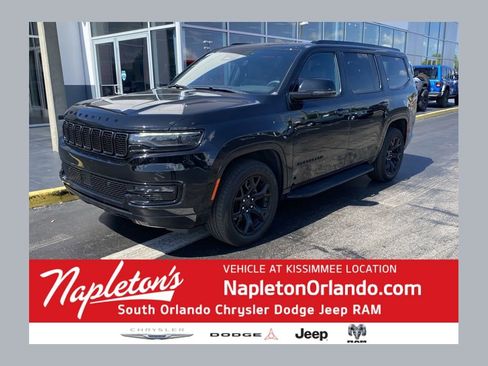 Used 2024 Jeep Wagoneer Series II AWD/4WD image 1