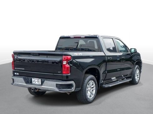 Used 2021 Chevrolet Silverado 1500 LT AWD/4WD image 8
