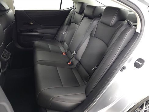 Certified 2024 Lexus ES 350 w/ Premium Package image 29