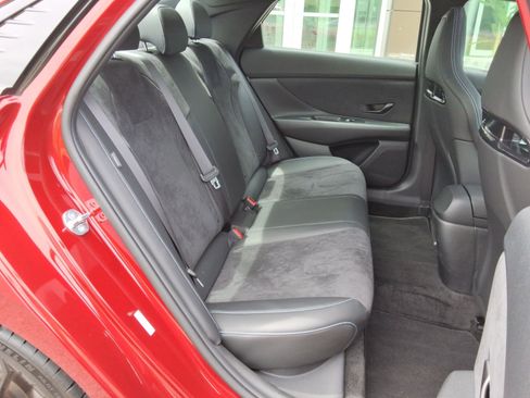 Used 2025 Hyundai Elantra N FWD image 33