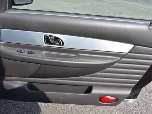 Used 2002 Ford Thunderbird RWD image 27